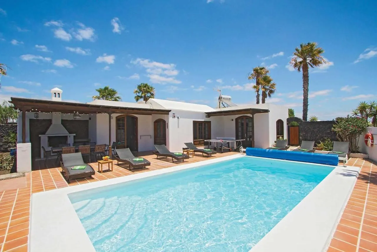 Alicia Villa Puerto del Carmen